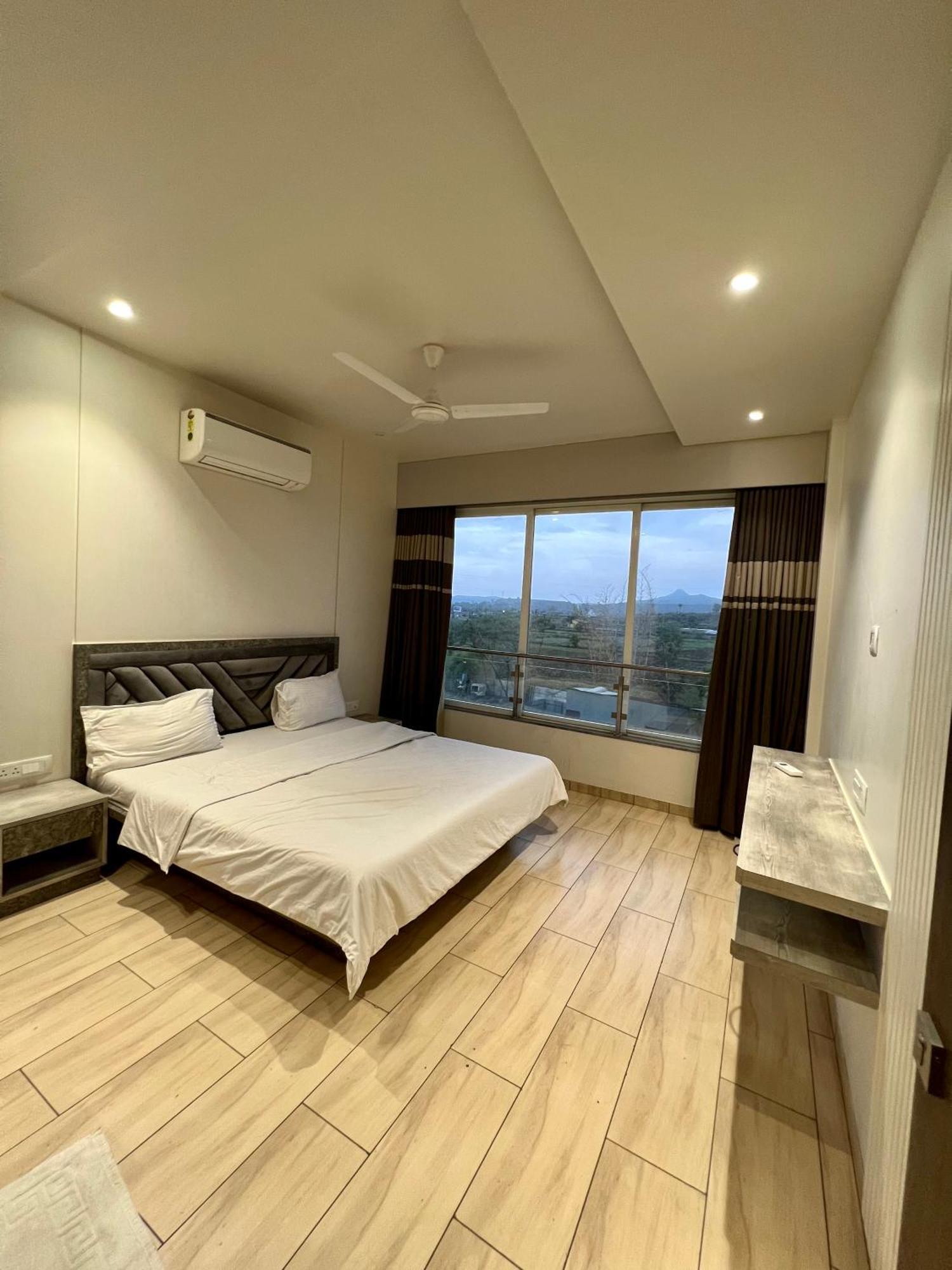 Capetown Resort Igatpuri Kültér fotó