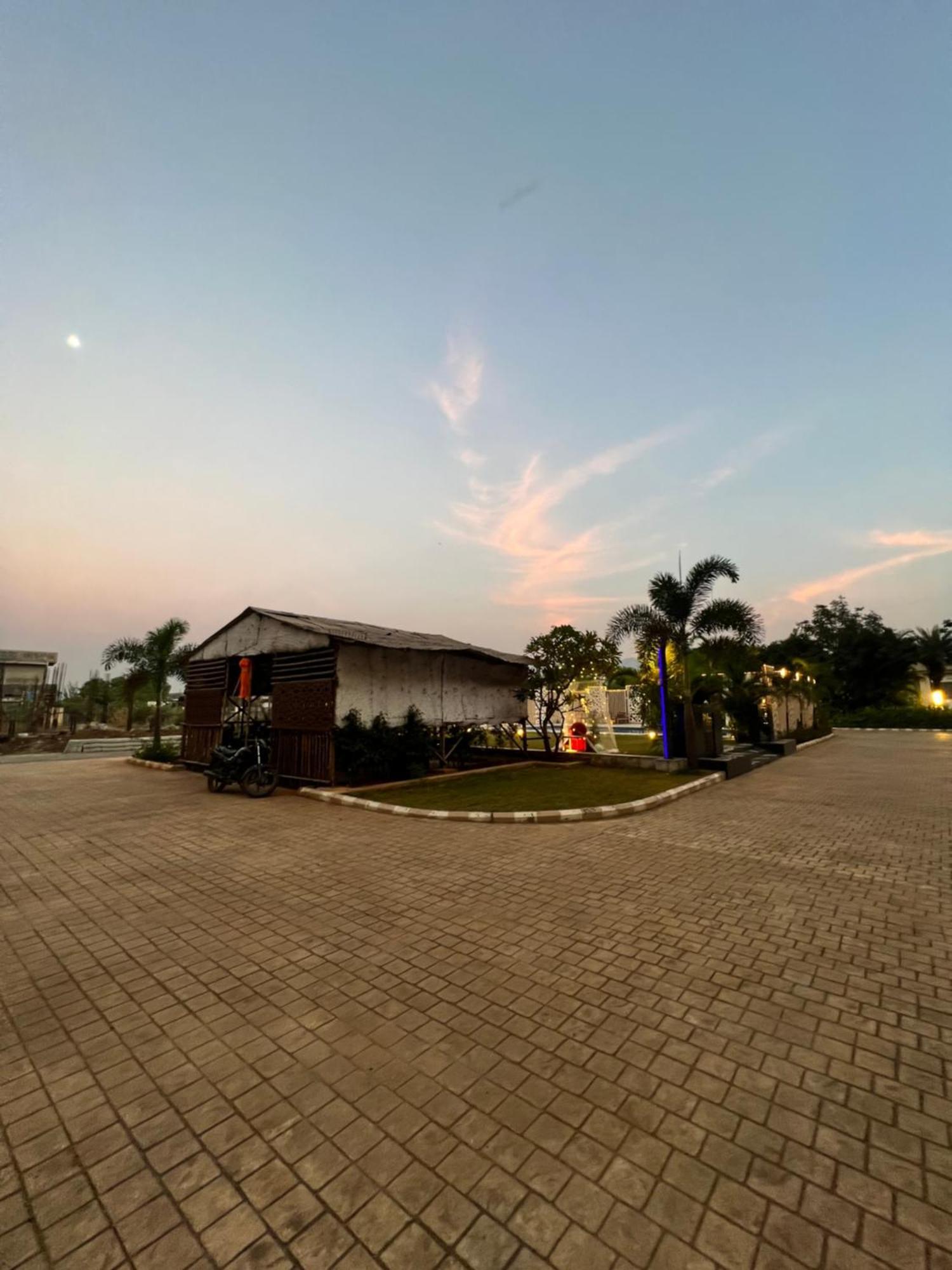 Capetown Resort Igatpuri Kültér fotó
